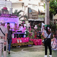 SURF WAISambayanang LABAHAN